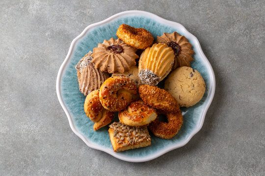 Turkish homemade sweet and savory cookies - tatli tuzlu kurabiye - kuru pasta