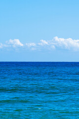 Fototapeta premium 青空 水平線 海