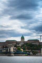Fototapeta premium Buda Castle and Széchenyi Chain Bridge over Danube Budapest