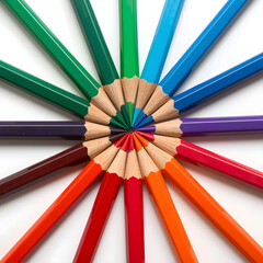 Naklejka premium Vibrant Color Pencils Arranged in a Radiant Circle – Creative Art Supplies Showcase