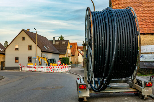 Kabelverlegung in einer Ortschaft