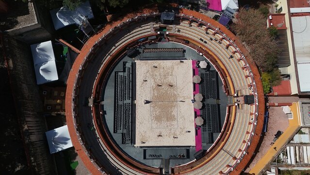 La Plaza de Toros Jorge &ldquo;El Ranchero&rdquo; Aguilar en Tlaxcala, M&eacute;xico, adaptada como sede del Tour Mundial de Voleibol de Playa Challenge Tlaxcala 2026.