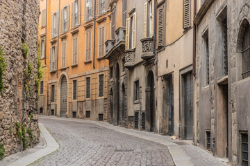 Obraz premium S. Giacomo street in the Upper Town of Bergamo, Italy