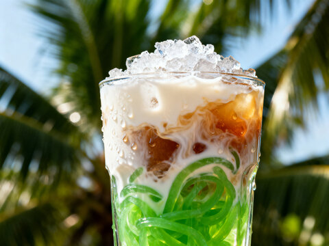 Indonesian Es Dawet with Coconut Milk and Palm Sugar