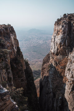 Tundavala Escarpment Near Lubango, Huila Province, Angola &ndash; Dramatic Cliff View Over Highland Plateau