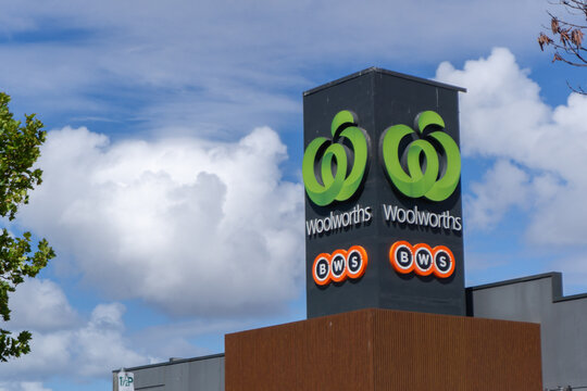 business logo of Woolworths Australia supermarket at sunny day ini moone ponds Victoria