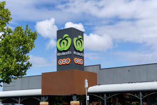 business logo of Woolworths Australia supermarket at sunny day ini moone ponds Victoria