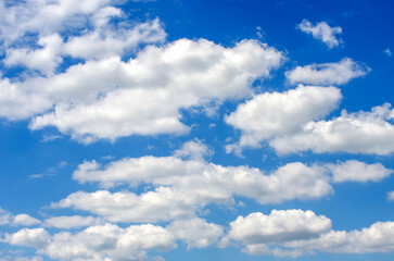 Fototapeta premium White clouds in blue sky