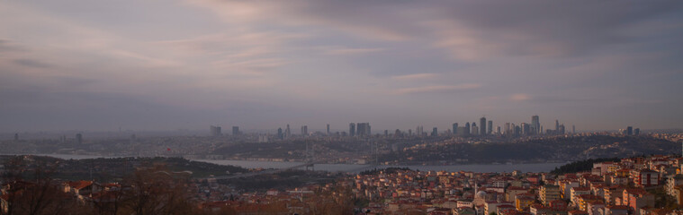 Obraz premium 15 July Martyrs Bridge / Bosphorus Bridge night view