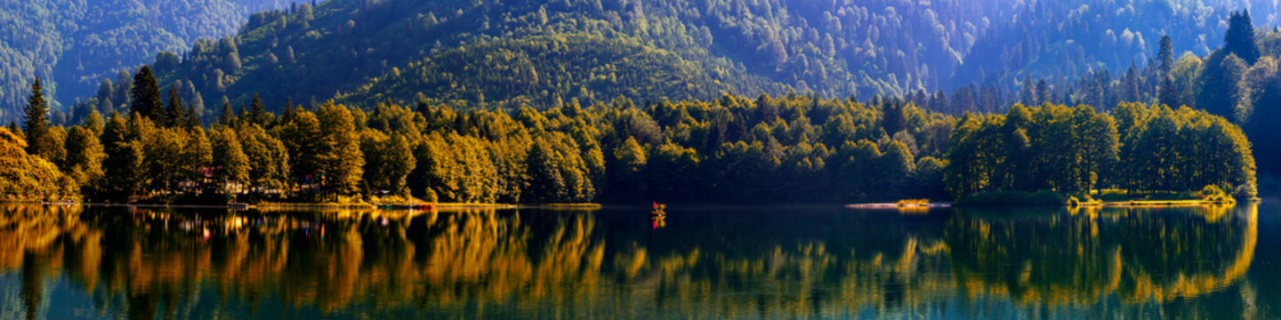 Karag&ouml;l is a landslide-dammed lake located 25-27 kilometers from Bor&ccedil;ka district in Artvin.
