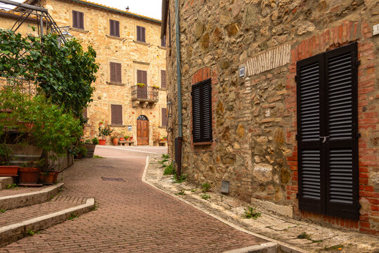 Old town street in Castiglione d'Orcia, Tuscany, Italy.