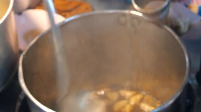 Braised Fish Maw in Red Gravy