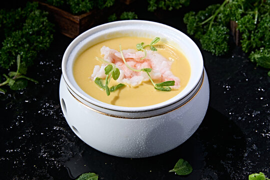 Fresh bean paste, bean porridge, bean sprouts, and fresh shrimp.