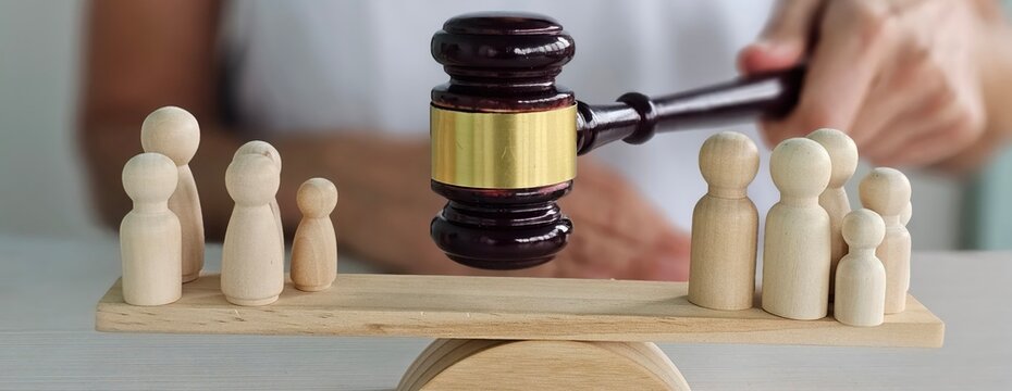 Resolution of the conflict of the parties in court. Fair dispute resolution. Impartial arbiter