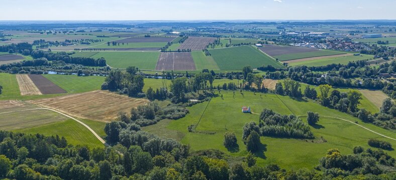 Luftbild der Kreisstadt Ehingen an der Donau in Baden-W&uuml;rttemberg