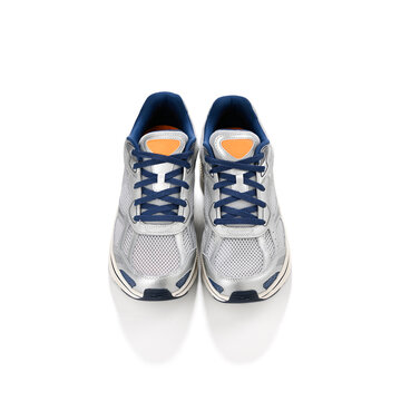 Running Shoes   