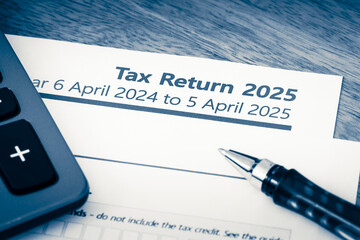 Tax return form UK 2025