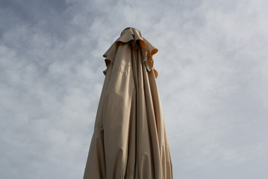 Parasol sur une plage
