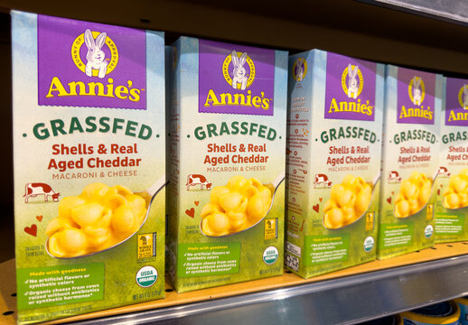 Annie's Grassfed Shells And Real Aged Cheddar Macaroni And Cheese Boxes On Grocery Shelf