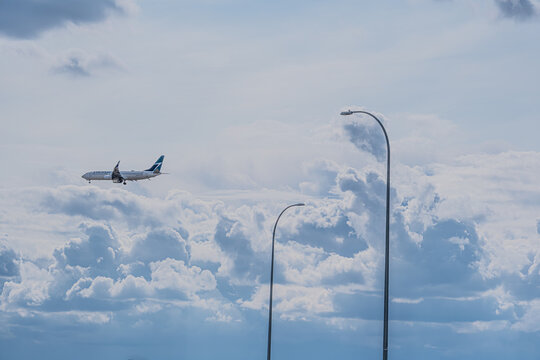 January 17 2026 - Calgary Alberta Canada - Dreamliner 787 landing at Calgary Airport