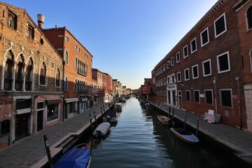 Naklejka premium Rio dei Vetrai (canal) viewed from Ponte Santa Chiara (Santa Chiara Bridge) in Murano, Italy