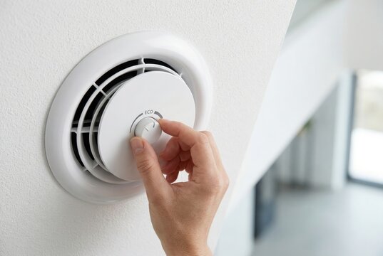 Hand adjusting eco ventilation valve for indoor air optimization and efficient resilient home retrofit strategy