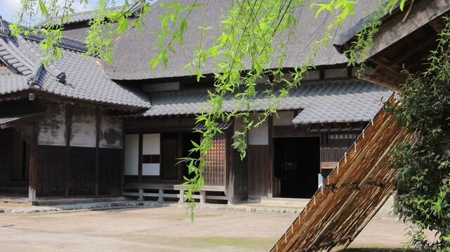 江戸時代のような古民家のある風景　埼玉県旧大澤家住宅