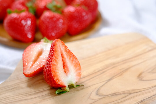 あまおう Images – Browse 1,153 Stock Photos, Vectors, and Video