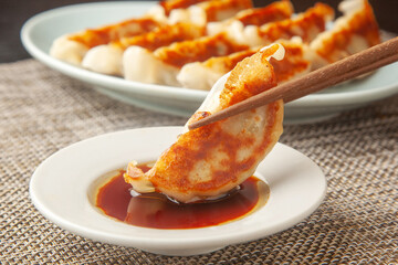 焼き餃子 © sasazawa