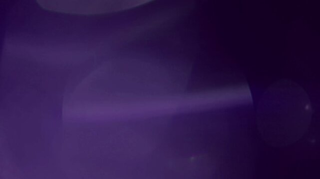 A professional amber light transition with clean flare fade and balanced tone.