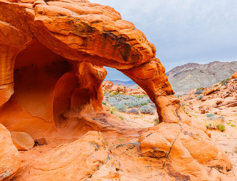 Arch Carved in The Red Rock Formation on The Redstone Dune Loop Trail, Lake Mead National Recreation Area, Nevada, USA