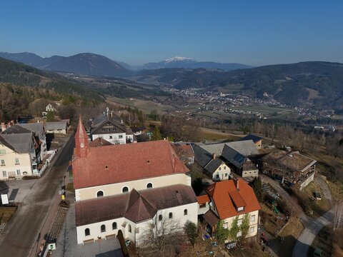 Wallfahrtskirche St. Corona: Tradition, Aussicht, Andacht