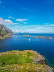 Fototapeta premium Henningsvær auf den Lofoten