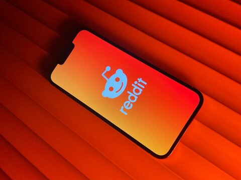 reddit on screen. reddit background .reddit photo	