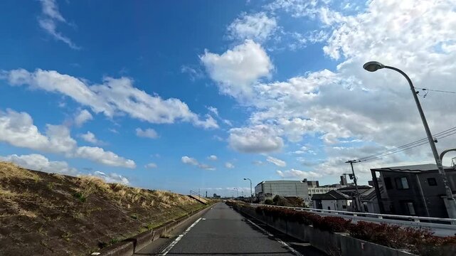 Driving Toward Single Low Cloud with Strong Perspective on Open Road 4K