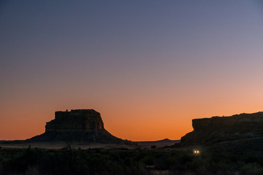 USA, New Mexico, Chaco Canyon.  Fajada Butte, rises 135 meters (443 feet) above the canyon floor, and marks the entrance to the National Park