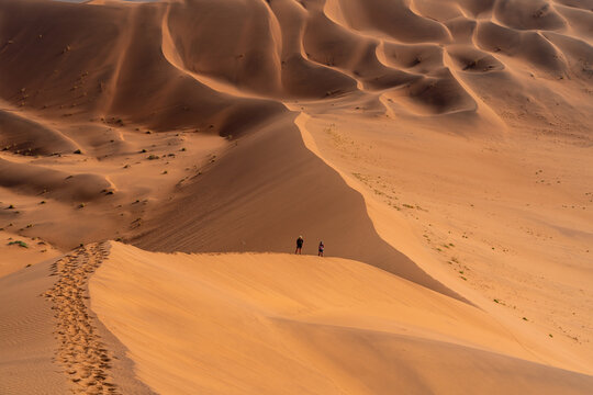 Hiking Big Daddy Dune, Sossusvlei Namibia