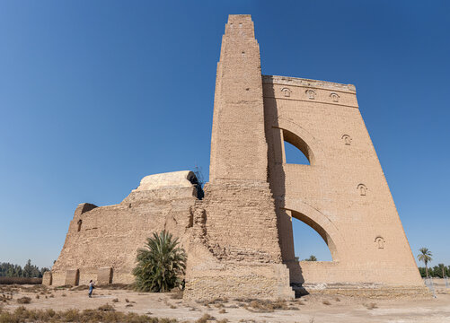 Ruins of the Taq Kasra palace complex and monumental arch, Ctesiphon, Iraq