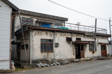 Fototapeta premium 日本の岡山県倉敷市児島の古くてとても美しい建物