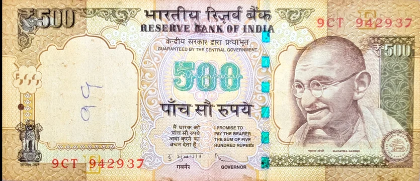 Indian 500 old rupee bank currency note demonetise