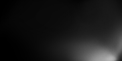 Obraz premium Black grainy gradient background noise texture 