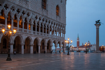 Fototapeta premium Doge Palace and San Giorgio Maggiore View