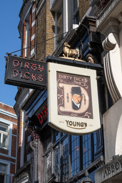 Dirty Dicks, a famous London pub and ale house, the historical public house was once called The Old Jerusalem located in Bishopsgate in the City of London, UK.