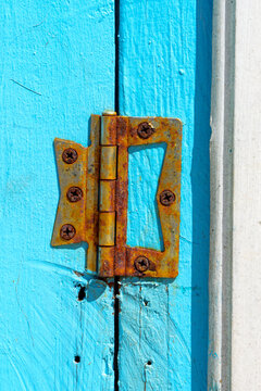 Old rusty hinge