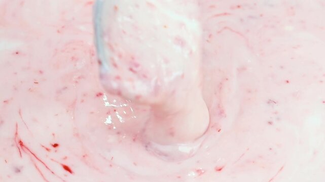  video of yogurt with raspberry jam