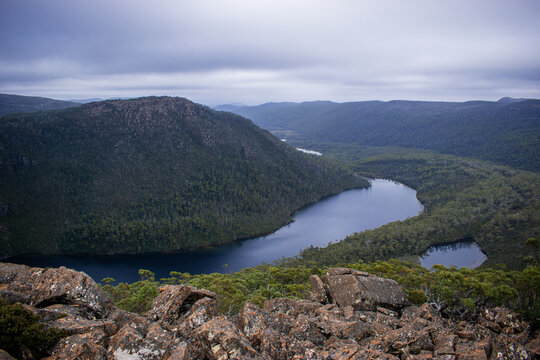 Australia, Lake Seal Lookout located in Mount Field National Park is a scenic trail that offers magnificent views of Tasmania's landscape. This place is definitely worth visiting!