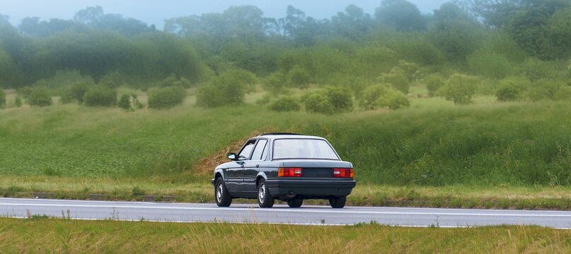Shiny chrome wheels on preserved classic youngtimer