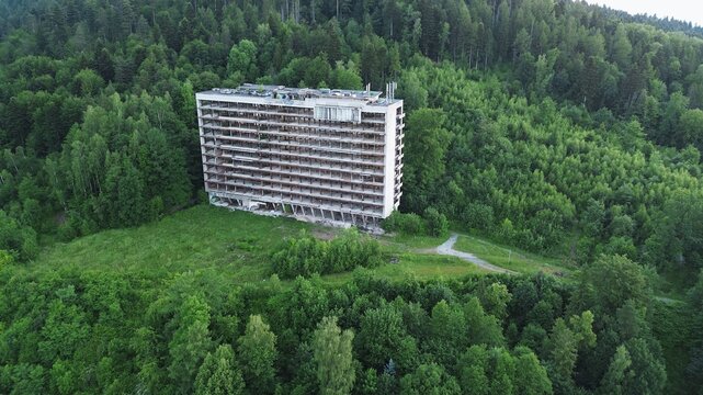 Abandoned hotel ior hospital n forested area