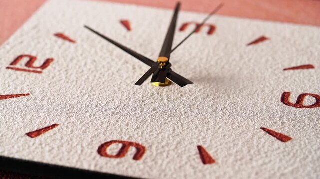 Traditional analog clock that is running