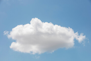 Fototapeta premium High beauty view empty cloud sunshine spring gloomy white cyan sky day fluffy blue sky sunlight abstract vivid wind clouds sky smooth cloudy environment winter wallpaper texture cirrus weather